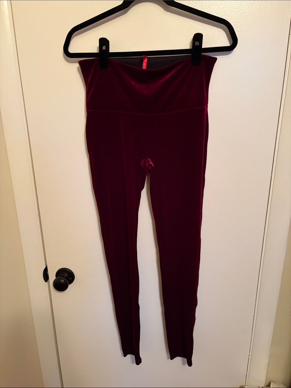 SPANX Velvet Leggings in Deep Burgundy